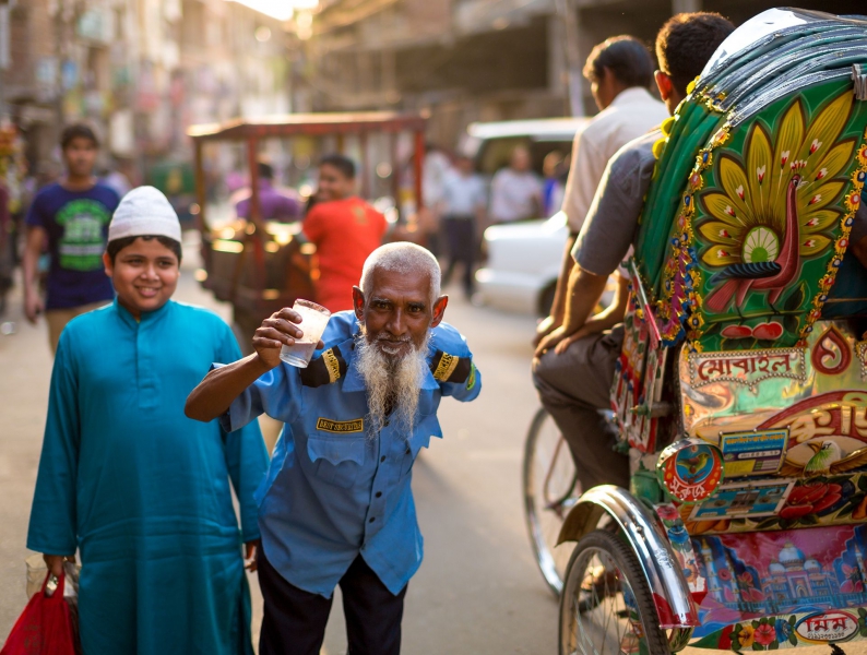 banglades-e-kardes-eli-degdi-min.jpg